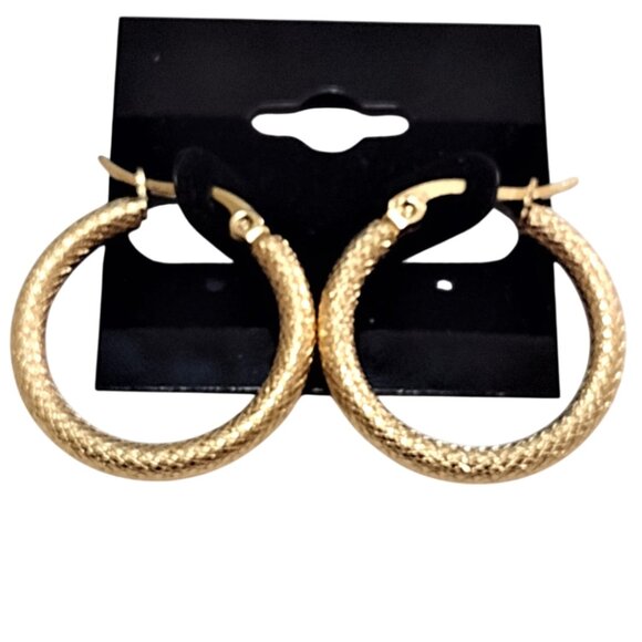 1" Geometric Pattern Hoop Pierced Post Earrings Gold Tone 25mm Imprinted Large - Picture 3 of 3